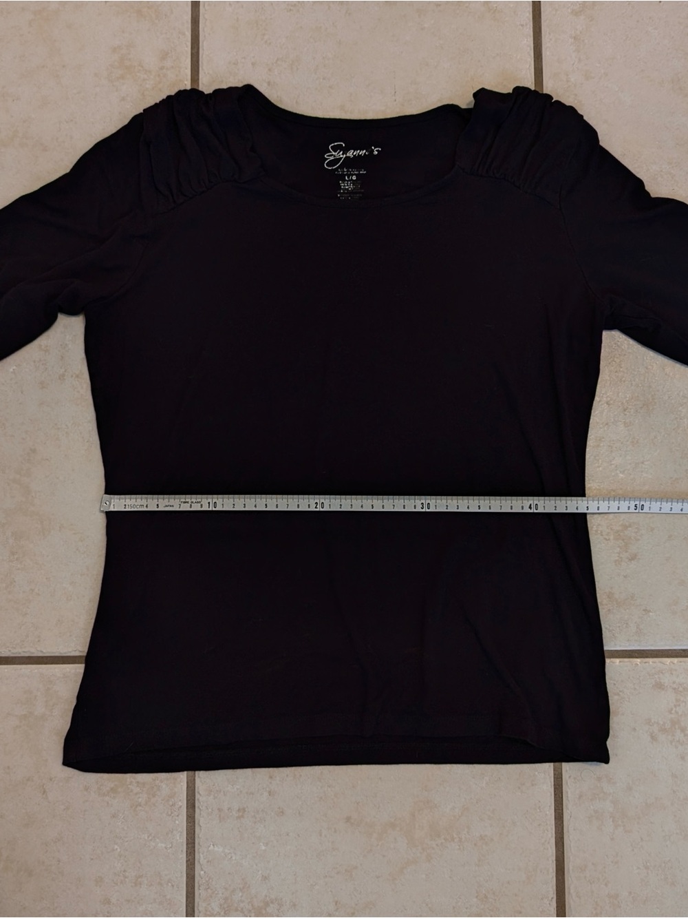 Y2K Suzanne’s Runched Shoulder Shirt - Picture 8 of 16